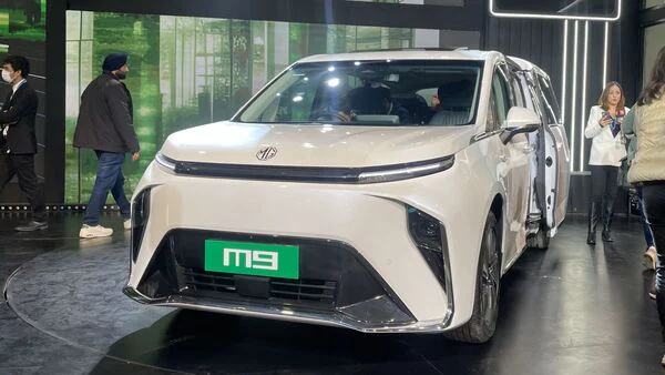 MG