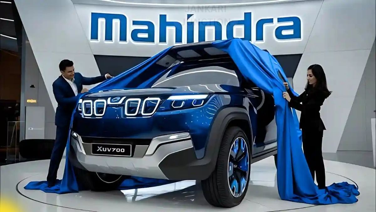 Mahindra XUV700 GST