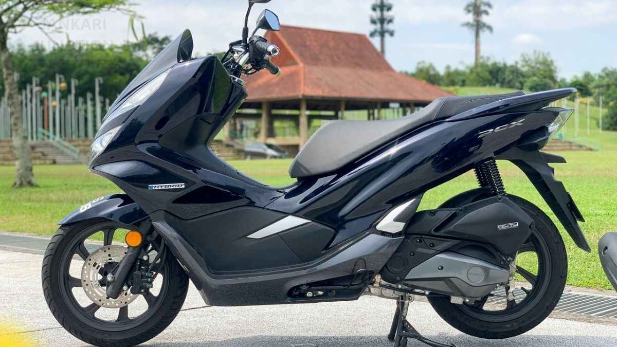 Honda Hybrid Scooter