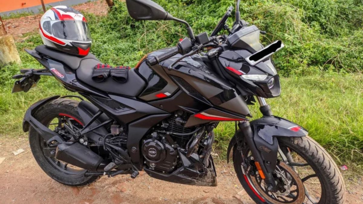 Bajaj Pulsar N250