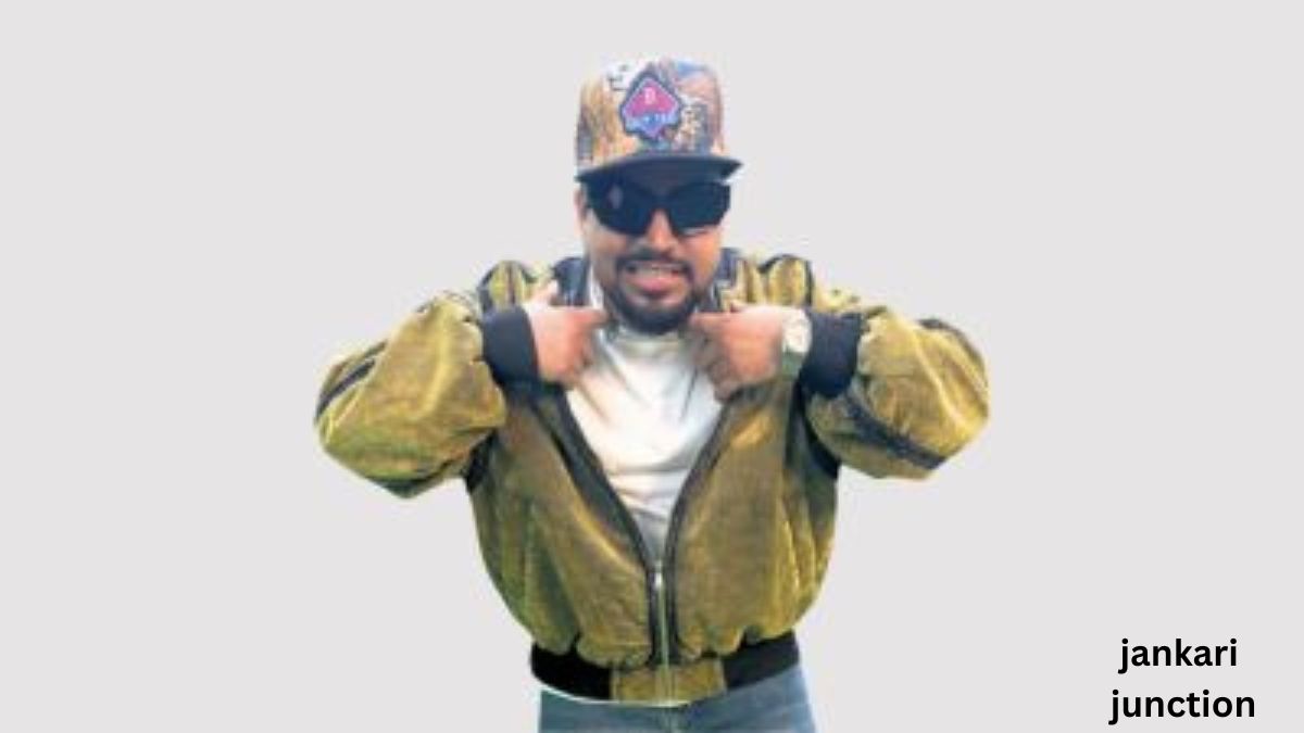 Khushi Mukherjee Santy Controversy